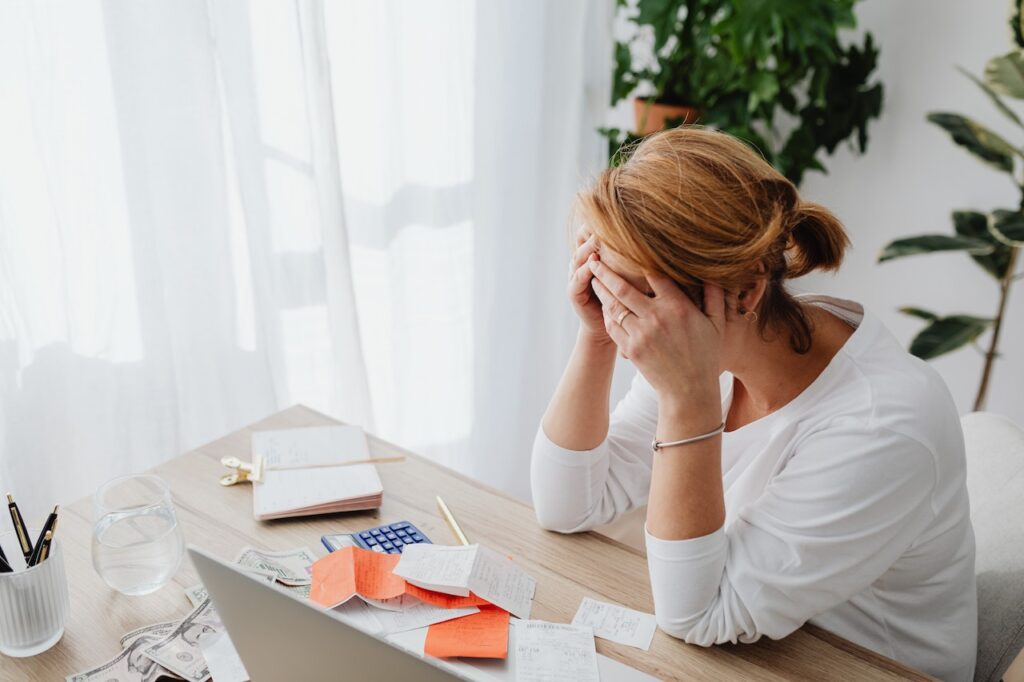 Ways of Managing Financial Stress